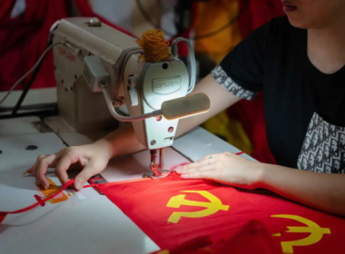 Nhà Xưởng Sản Xuất Cờ 