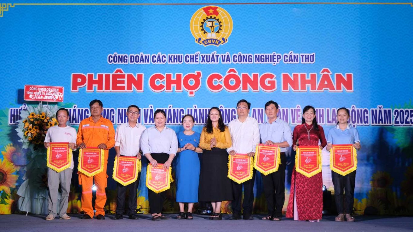 Cờ Lưu Niệm Được Sử Dụng Trong Những Dịp Nào Ngoài Sự Kiện