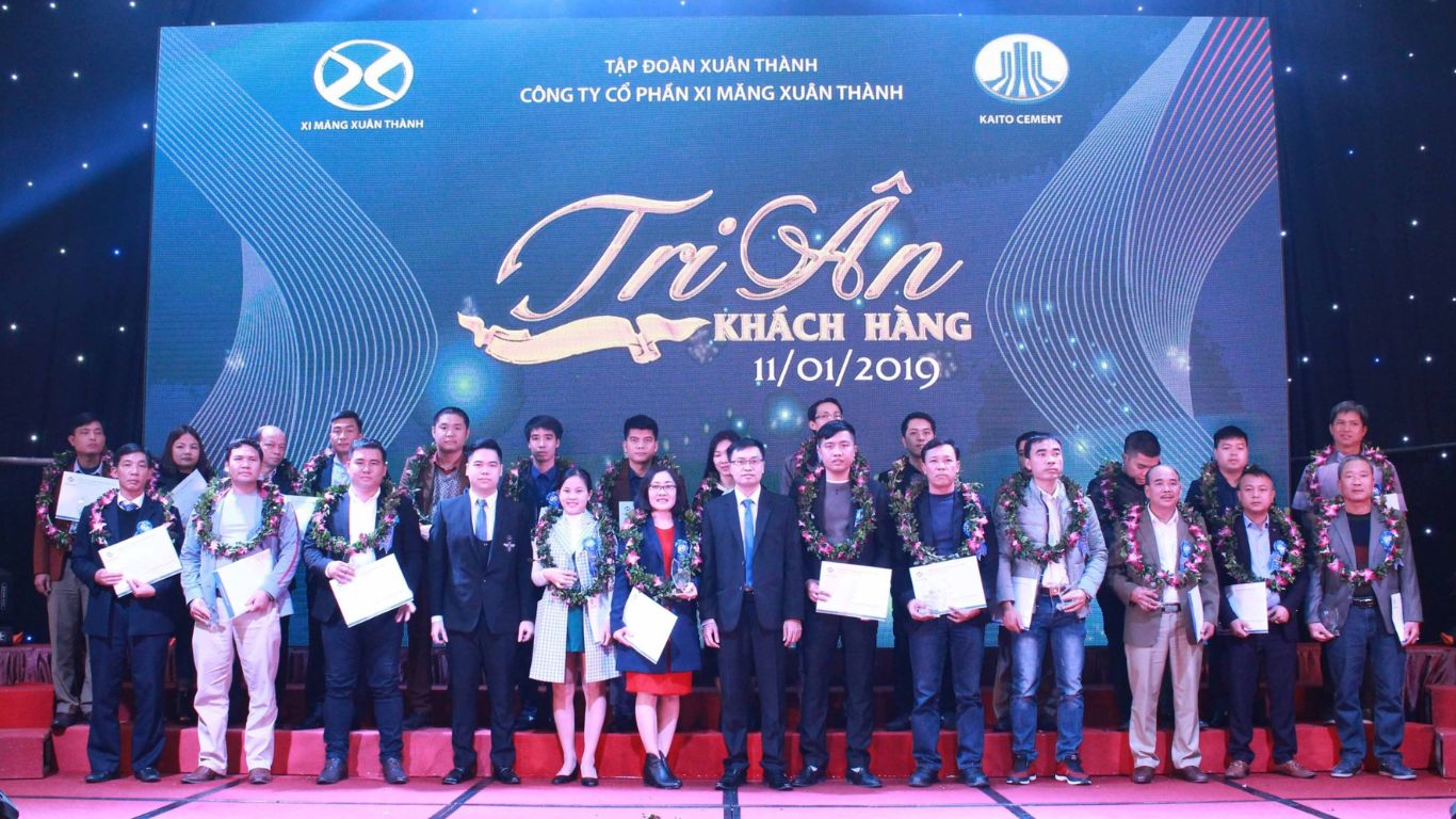 Quy Trình Tổ Chức Hội Nghị Khách Hàng Chuyên Nghiệp Từ A-Z