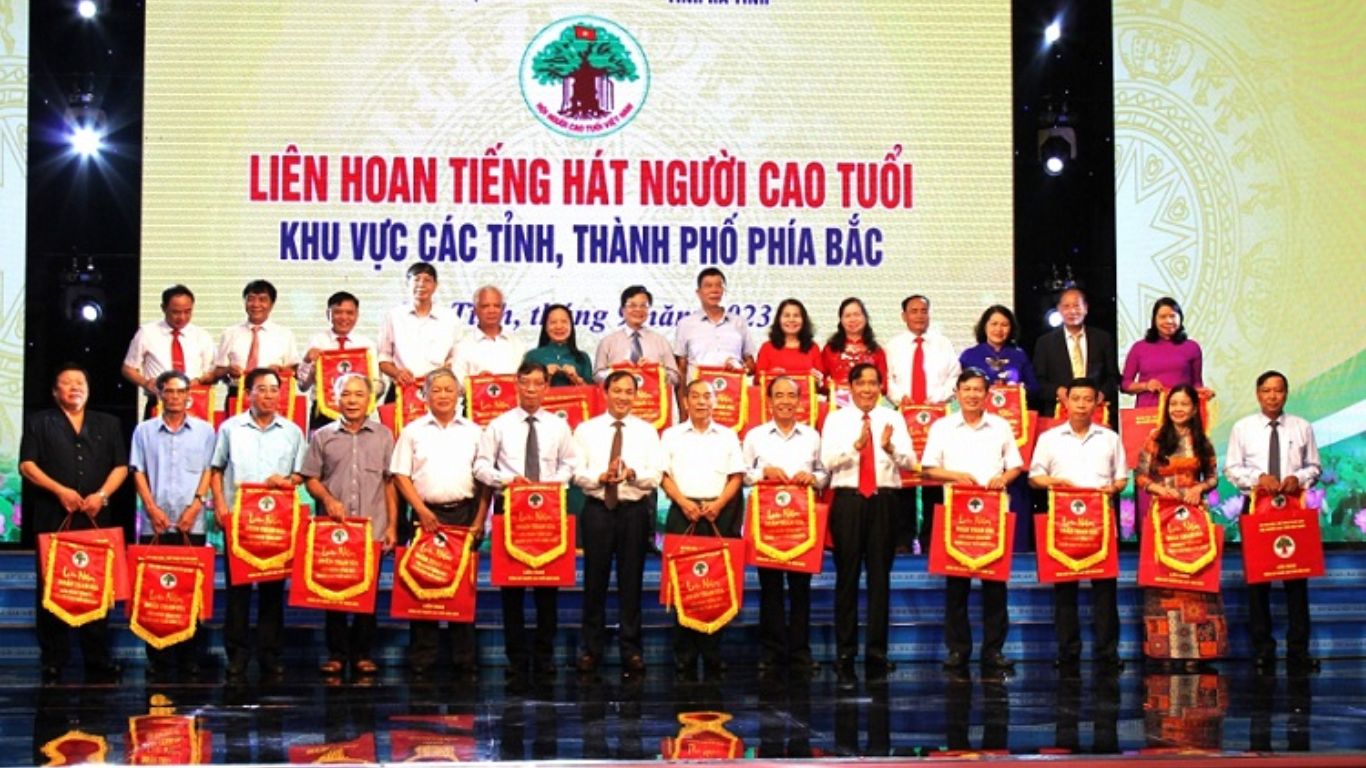 Màu Nền Cờ Lưu Niệm Nào Thường Được Ưa Chuộng Nhất